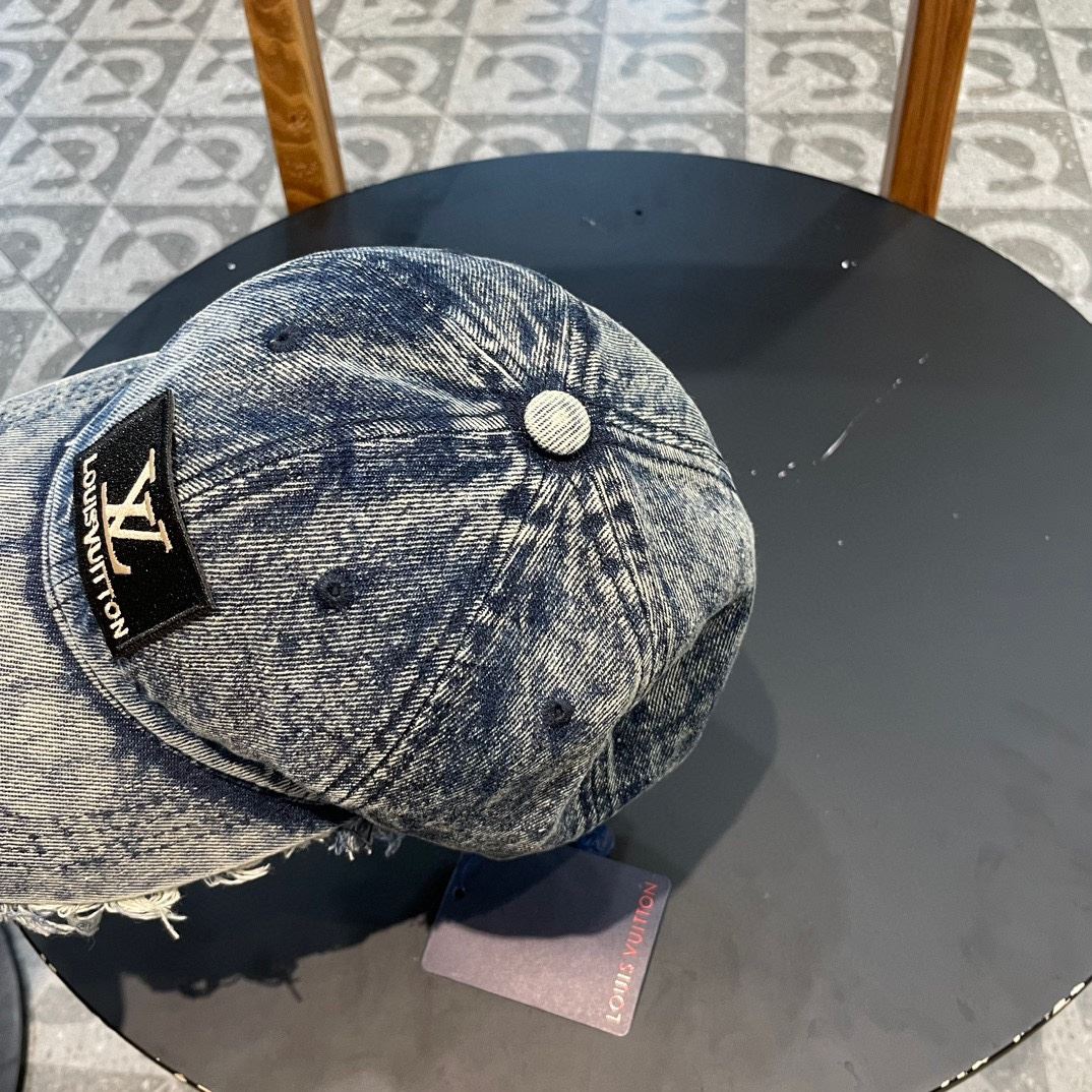 Louis Vuitton Caps